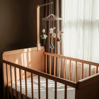 imgi_34_baby-crib-with-mobile-bright-room_23-2152020994